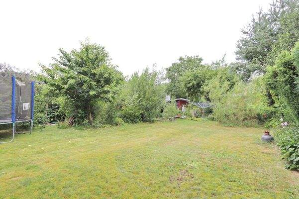 Grundstück hinten (2)