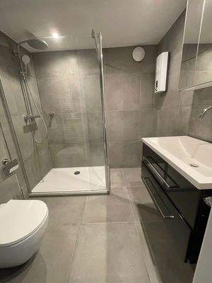  Teilansicht Duschbad 1