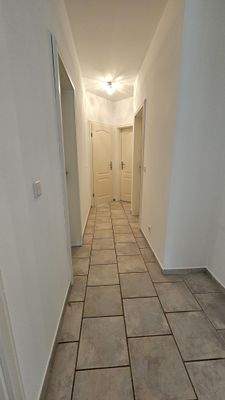 Flur mit Diele: 11,3 m² Wohnfl