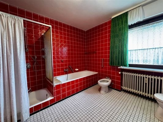 Badezimmer EG