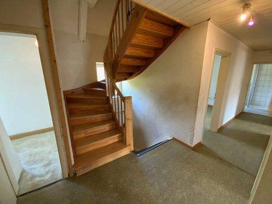 Treppenhaus im OG