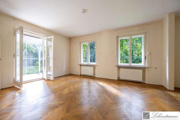 Wohnbereich mit Zugang  Wintergarten