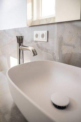 OG Waschbecken Kinerbad