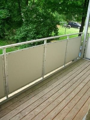 jeweils 2 Balkone pro Wohnung