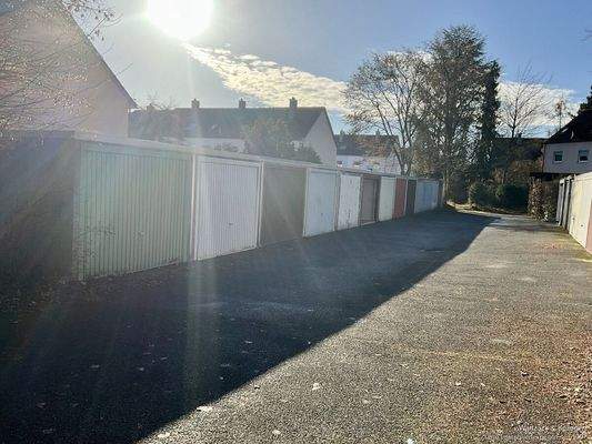 Garage im Garagenhof