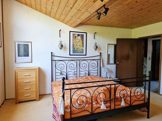 und Gaube zum Garten