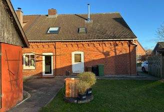 Gebäudeansicht Gartenseite