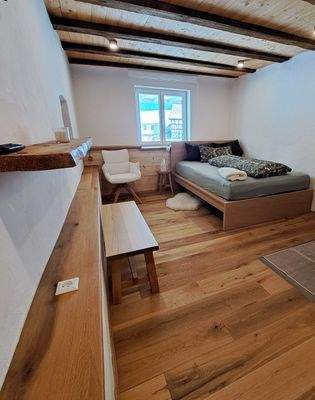 Schlafzimmer ruhig gelegen / Bett 140x200cm