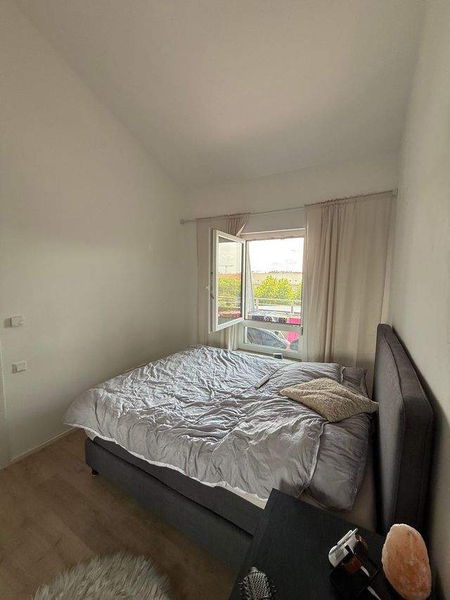Stilvolle 2-Zimmer-Dachgeschosswohnung im Neubau - Foto 5