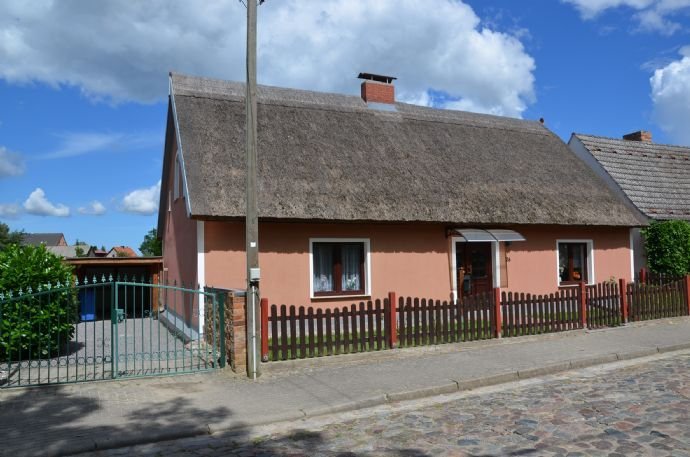 Reetgedecktes Einfamilienhaus auf der Insel Usedom zu verkaufen