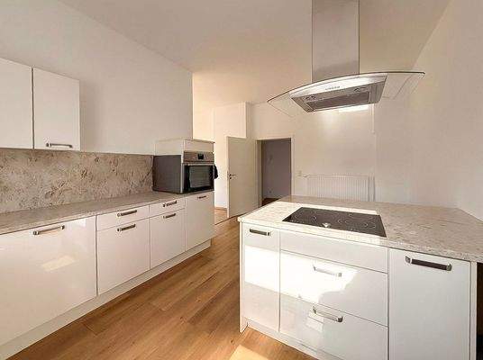 Küche bis Essbereich