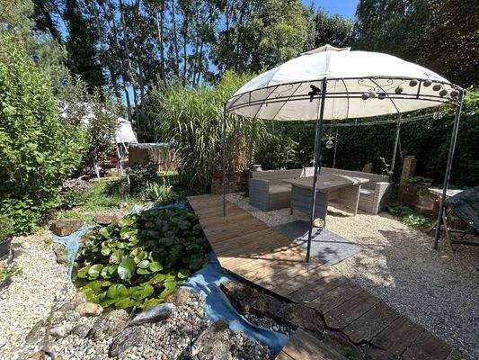 Garten mit Blick zum Teich