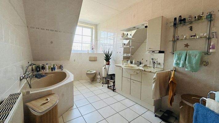 Badezimmer Wohneinheit 1