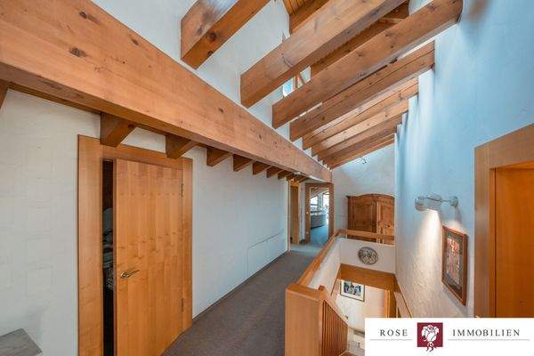 Flur Obergeschoss Bild 1