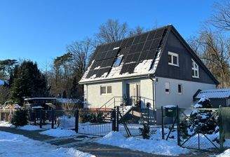 Vorderansicht Haus.JPG