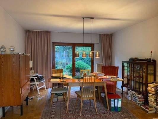 gr. Wohn,- Esszimmer im EG