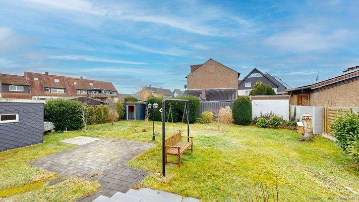 Großer Gartenbereich