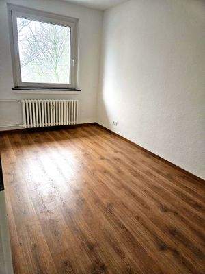 Kinder-/Arbeitszimmer