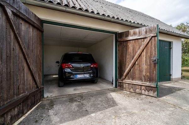 3498-Garage Innenansicht