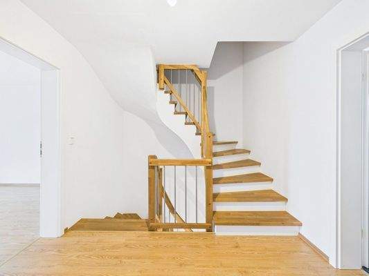 Treppe ins Dachgeschoss