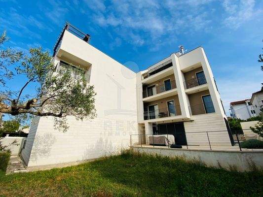 Ruhiges, städtisches Wohnen auf der Insel Brač