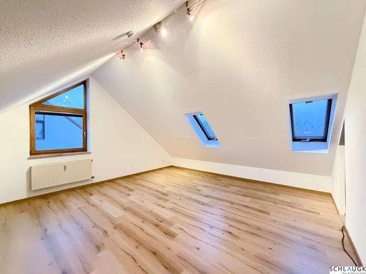 Galerie mit kleinem Abstellraum - Bild 3