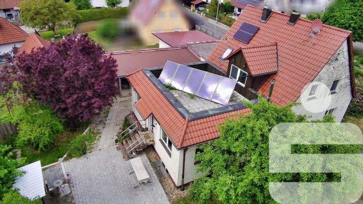 Einfamilienhaus mit Einliegerwohnung