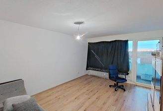 Ansicht I: Wohn- und Esszimmer