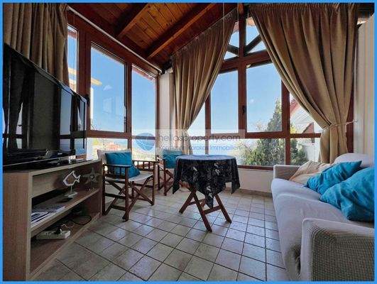 2179062bcb63467c867270e3fe450c9c-original