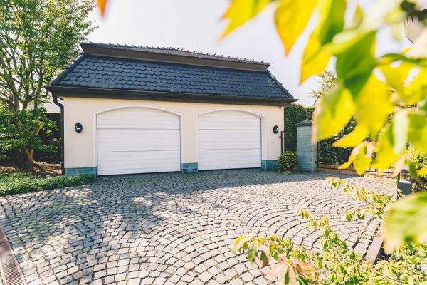 praktische Doppelgarage