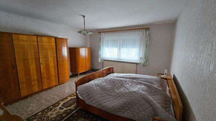 OG Schlafzimmer.jpg