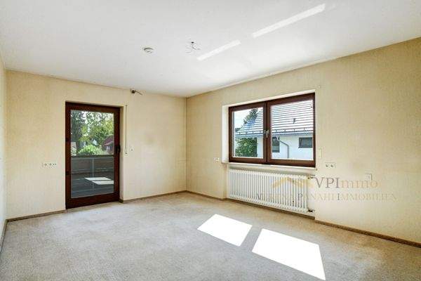  Schlafzimmer mit Balkon