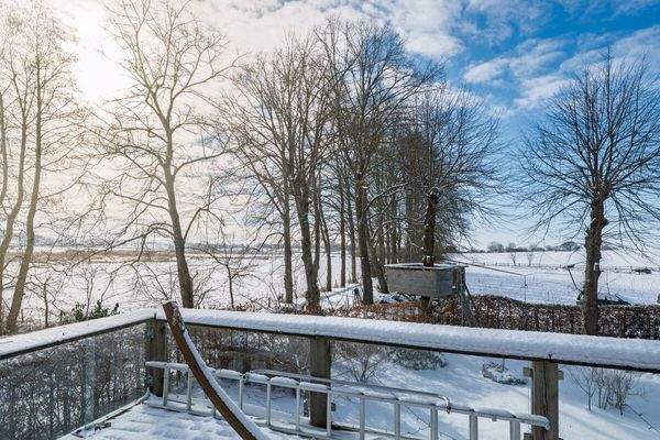 Wohnung mit Wasserblick