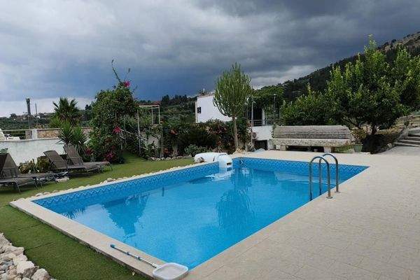 Kreta, Pemonia: Ruhiges und weitläufiges Anwesen zu verkaufen