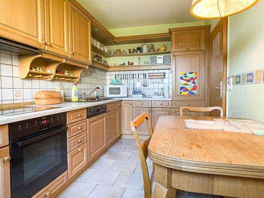 Einbauküche mit Ceran / E-Ofen /GSpüler