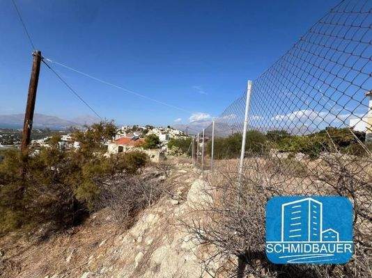 Kreta, Kamilari: Bebaubares Grundstück im Zentrum zu verkaufen