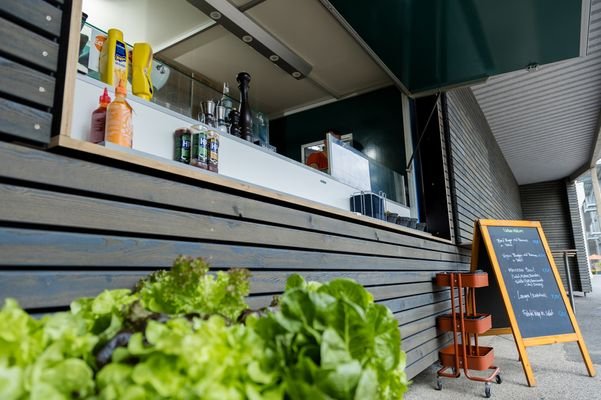 Foodtruck auf dem Gelände
