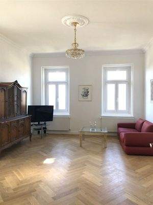 Wohnzimmer 1.OG links