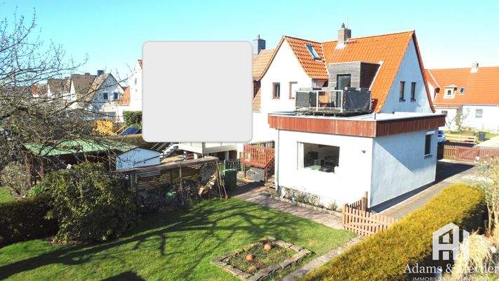 Ansicht Haus v. Garten