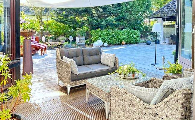 02 Terrasse mit Sitzecke