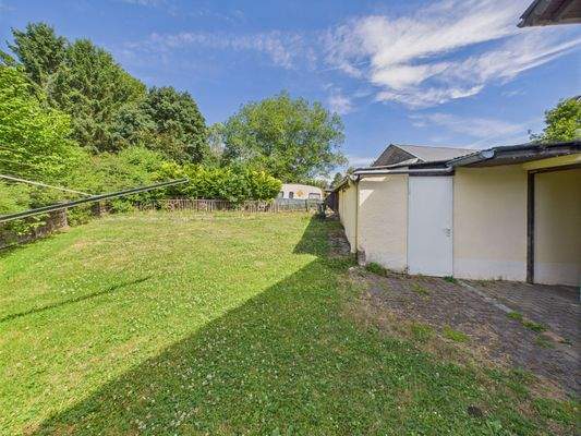 CAM01223G0-PR0141-STILL008