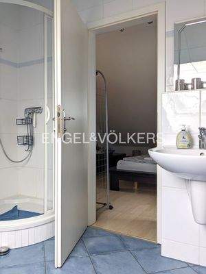 Blick zum Schlafzimmer im Obergeschoss