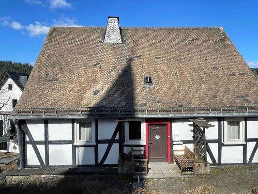 Eingang Südseite/Kirche