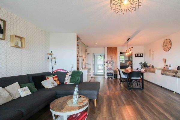 Wohn- und Essbereich (6)