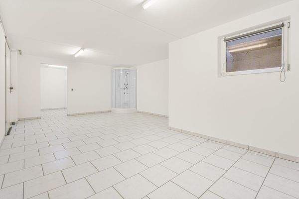großzüge Kellerräume
