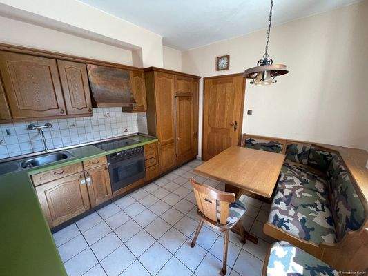 Küche mit Essbereich