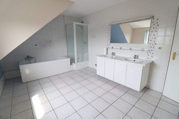 DG Wohnung 3 Badezimmer 