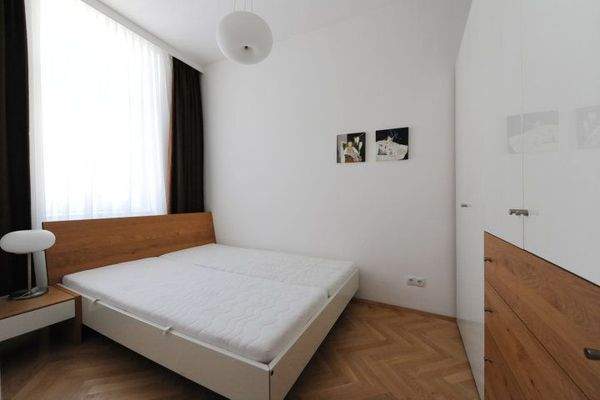 Schlafzimmer / bedroom