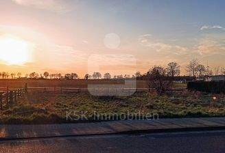 Grundstück Sonnenuntergang