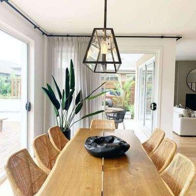 ruthie-schuster-OfSYY6Vs-pM-un